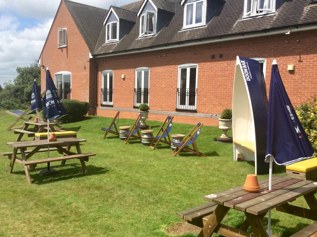 Strawberry Bank Hotel, Nec Meriden  Exteriér fotografie