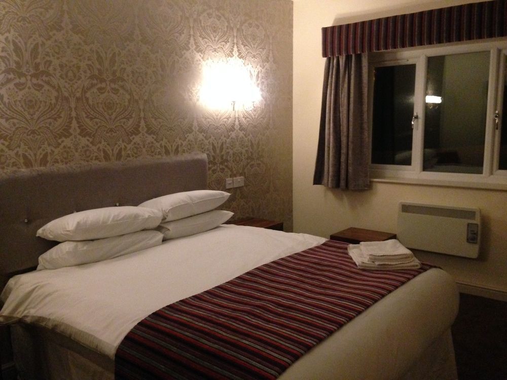 Strawberry Bank Hotel, Nec Meriden  Exteriér fotografie